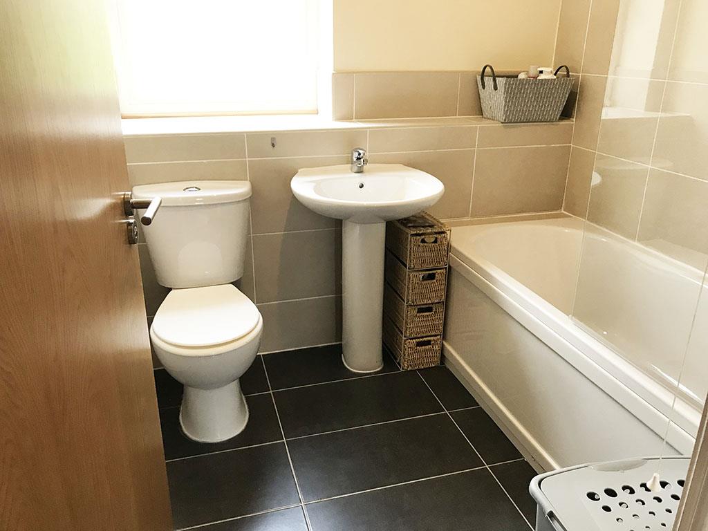 4 bedroom townhouse house SSTC in Trawden - IMG_0168.jpg